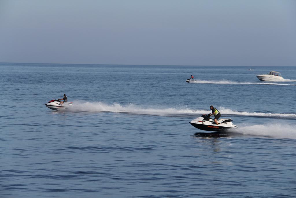 לה לבאנדו Auberge Du Cap Negre מראה חיצוני תמונה